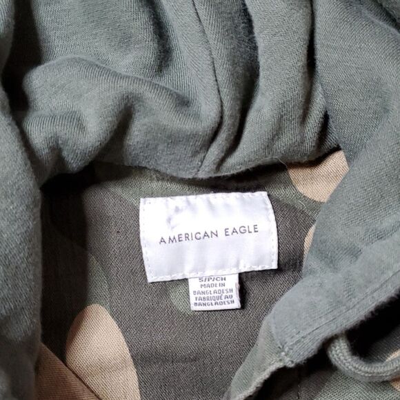 American Eagle Camo Jacket - Picture 2 of 5